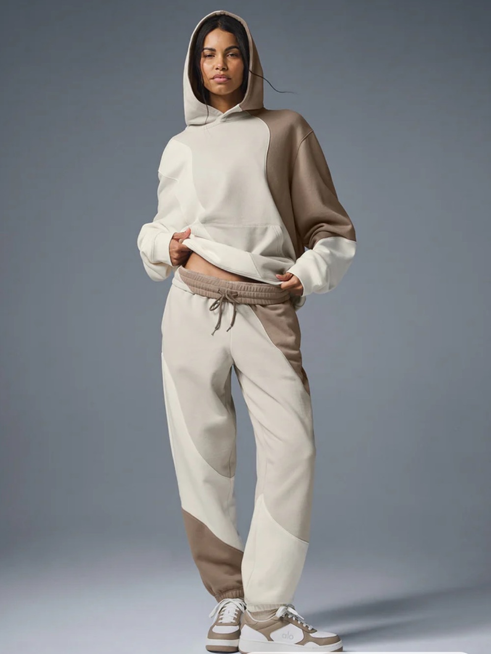 ALO Yoga Make Waves Sweatsuit in Ivory/Bone/Gravel